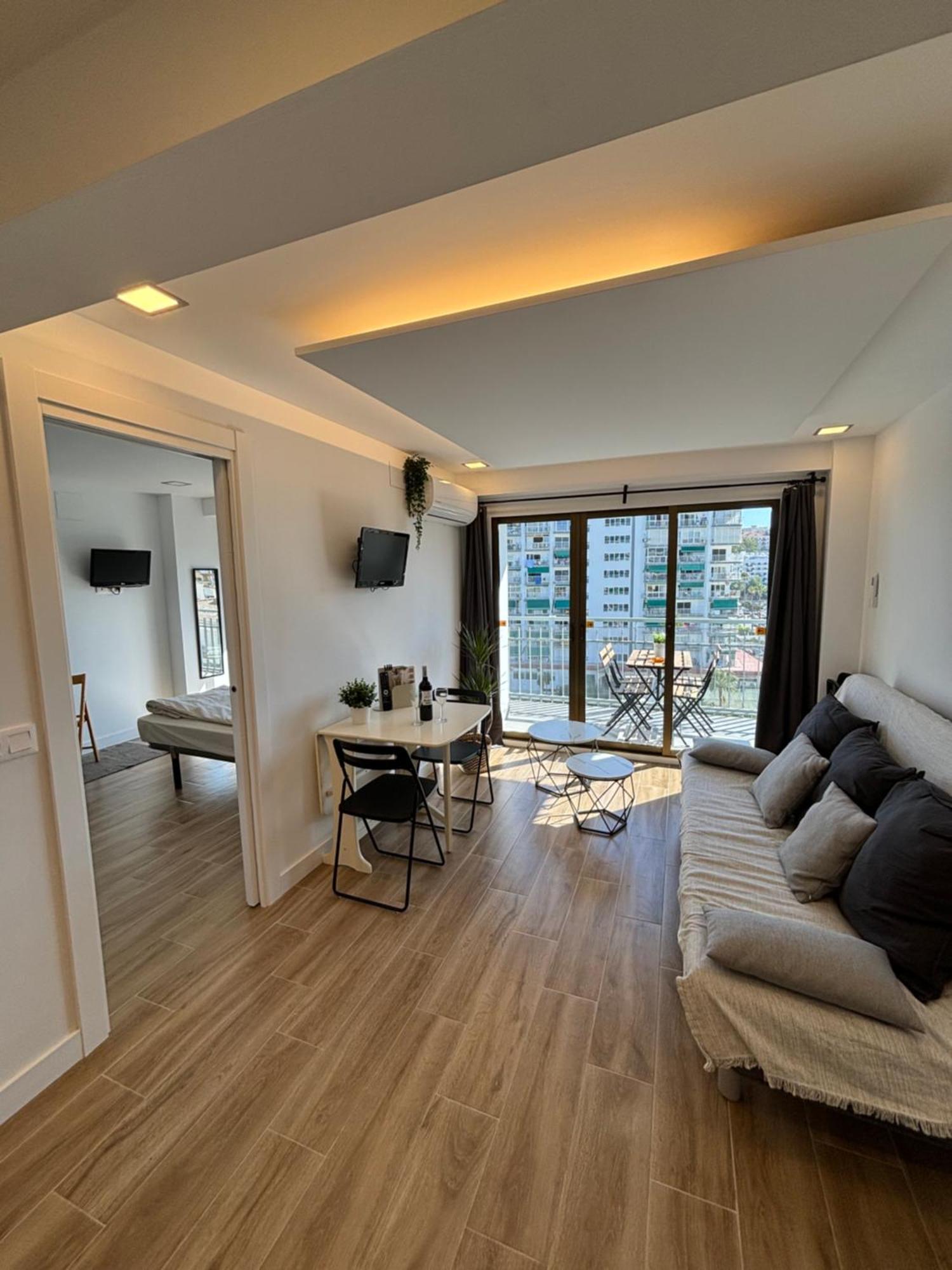 Apartamento Maite, Tu Casa En La Playa Benalmádena Exterior foto