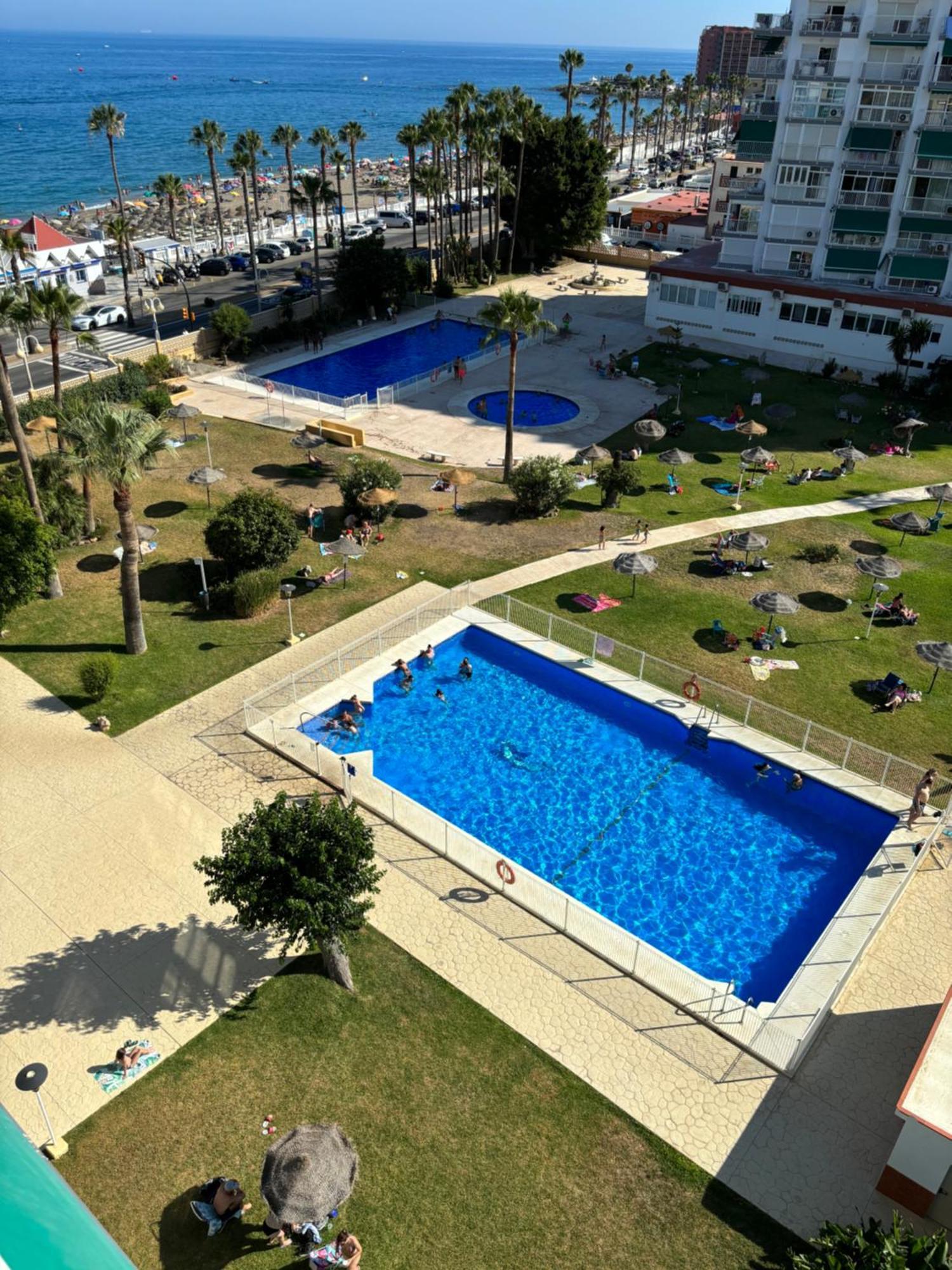 Apartamento Maite, Tu Casa En La Playa Benalmádena Exterior foto